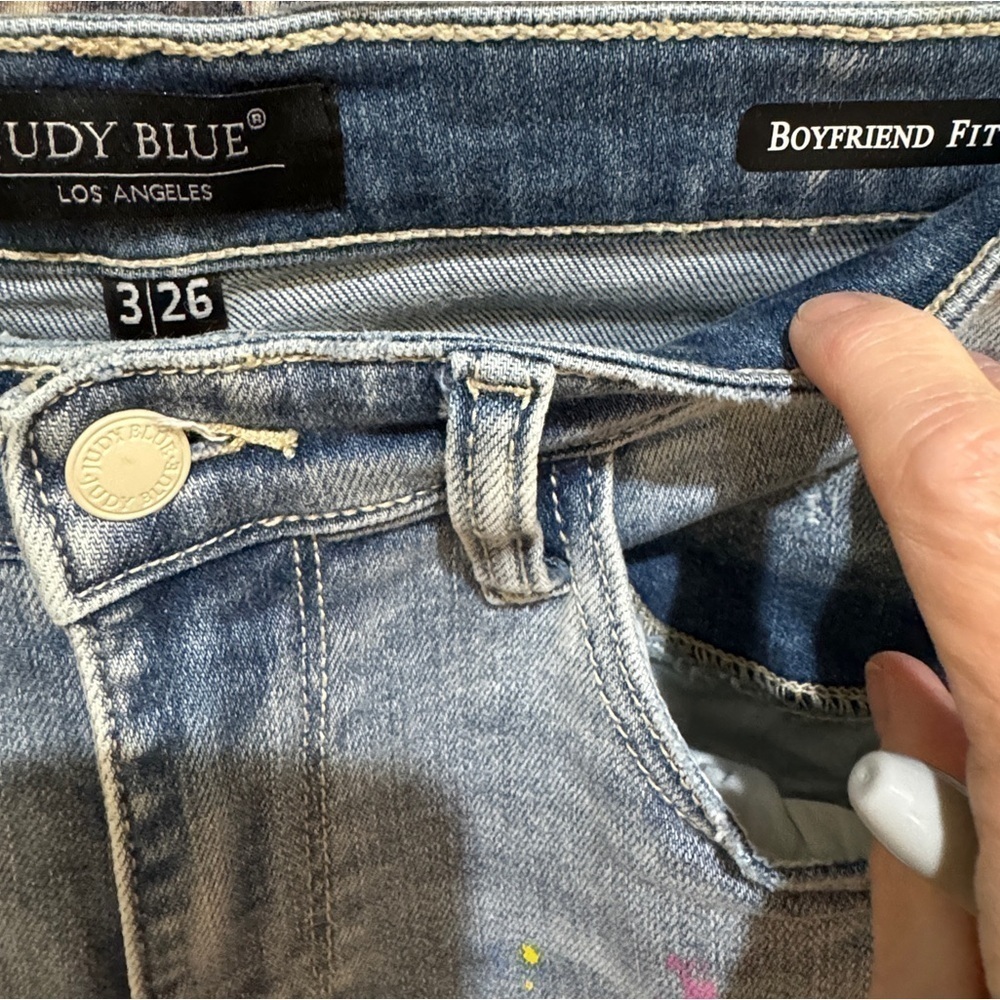 Judy Blue Boyfriend Fit Paint Splatter Distressed Jeans size 3 waist 26 EUC - Picture 7 of 7